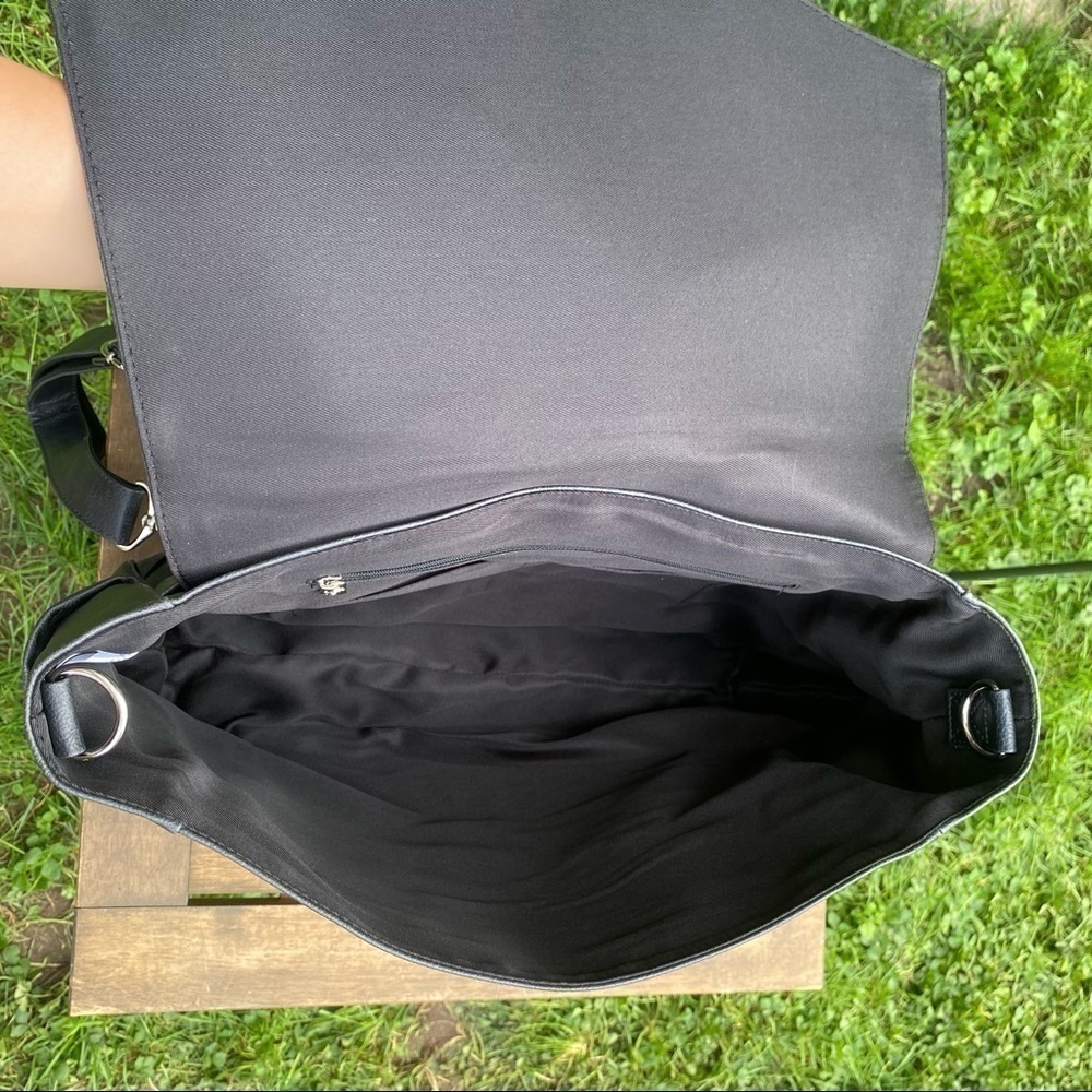 NWOT Thirty-One Black Faux Leather Backpack - Picture 7 of 12
